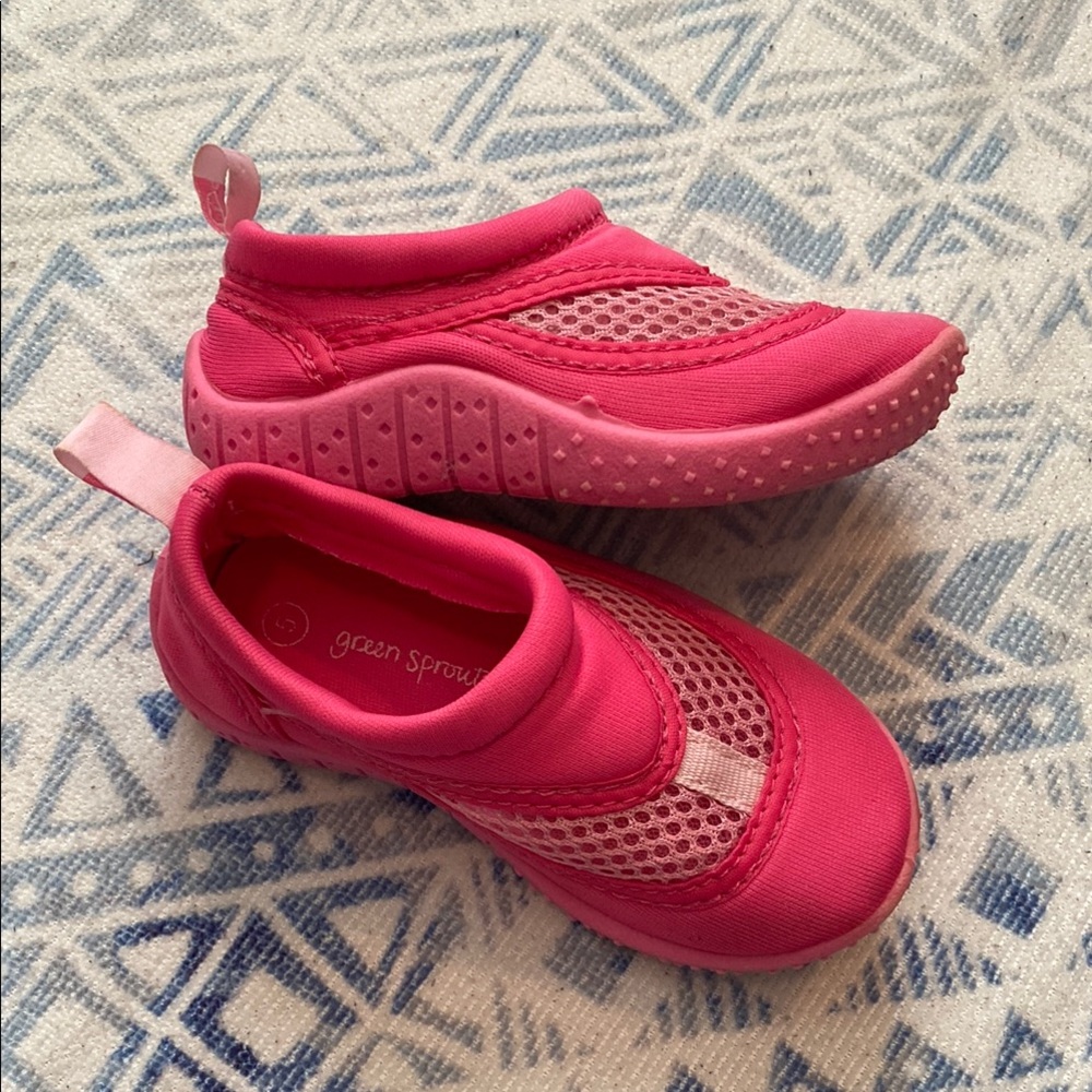Green Sprouts Size 5 Toddler Water Shoes